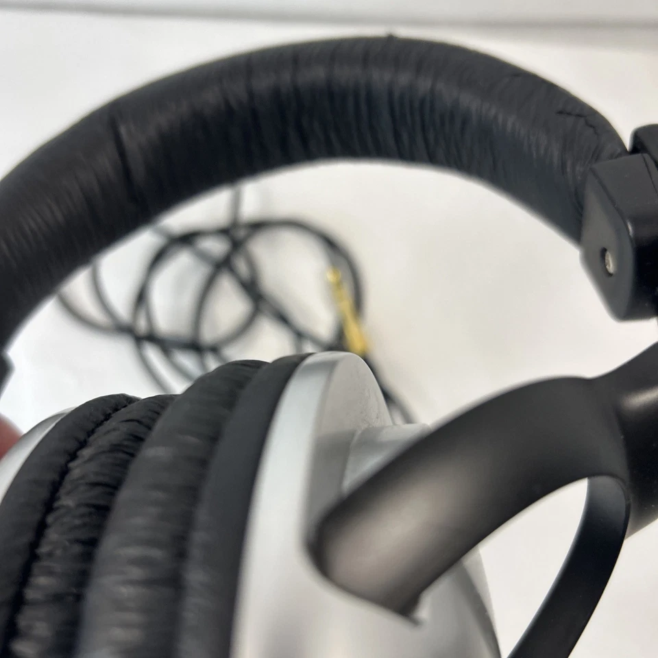 Koss Model UR 29 Full-Size Stereophones Headphones Volume Control Used - Image 2 of 4