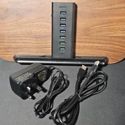 AUKEY USB 7 Port Hub 4x USB 3.0 3x Ladeports mit Netzteil & USB Kabel