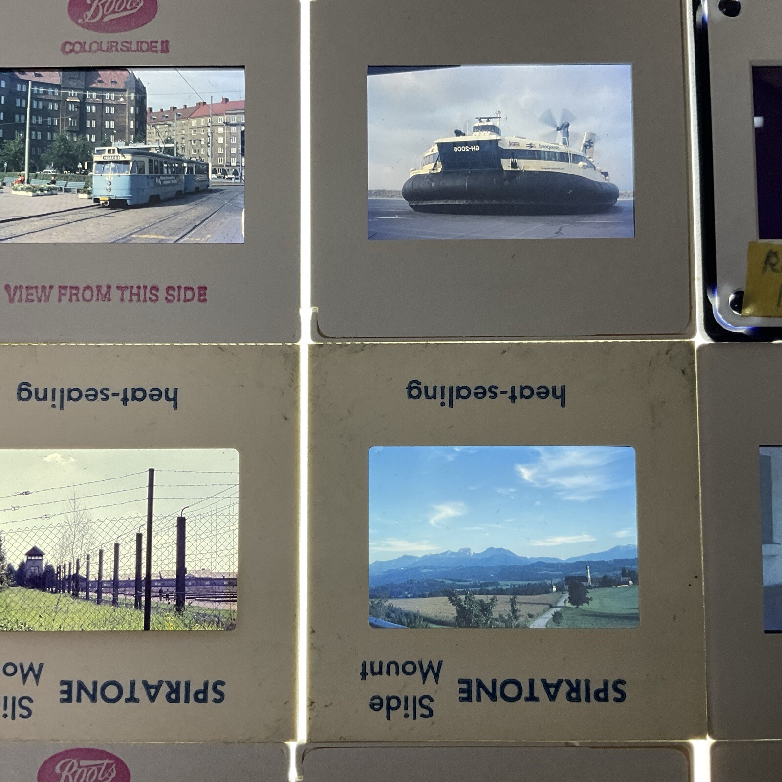 Foto 14 di 16