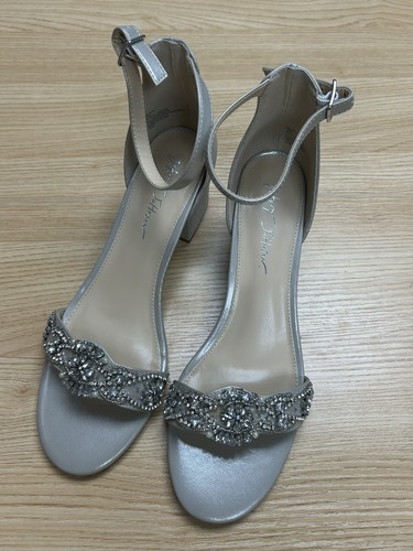 Betsey Johnson Women's Sb-Mel Heeled Sandal 12M Size 12 Medium, Display Model