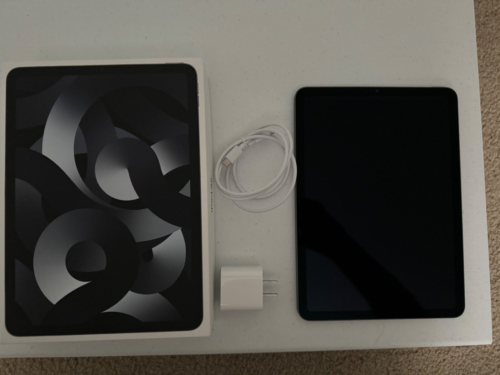 Apple iPad Air 5th gen 64gb, Wi-FI, 10.9in, Space Gray - Afbeelding 1 van 3