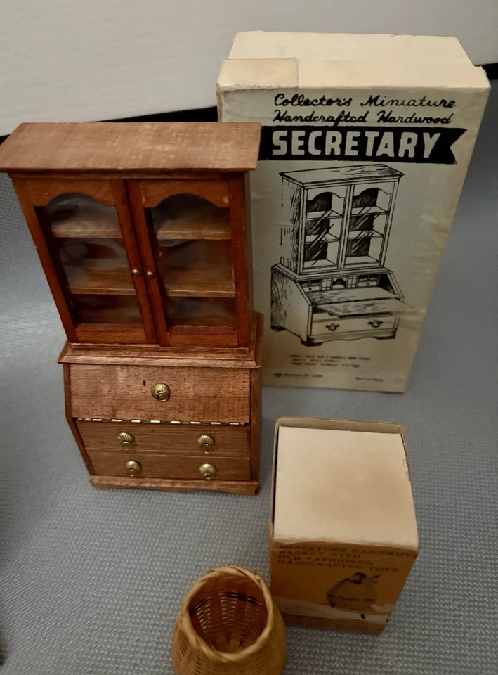 Muebles y accesorios vintage a escala para casa de muñecas Shackman 1978 Foto 3 de 4