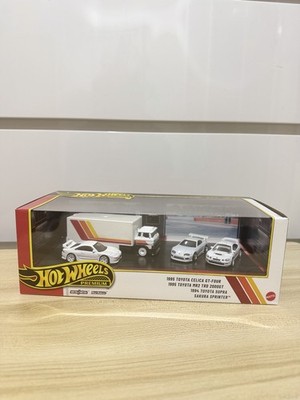 Hot Wheels 2026 Premium Diorama Toyota TRD 90s Garage Set Supra, Celica GT, MR2