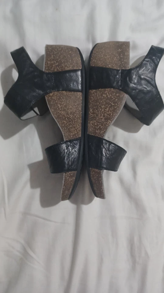 Abeo Leather Sandals Size 10 - Image 3 of 4