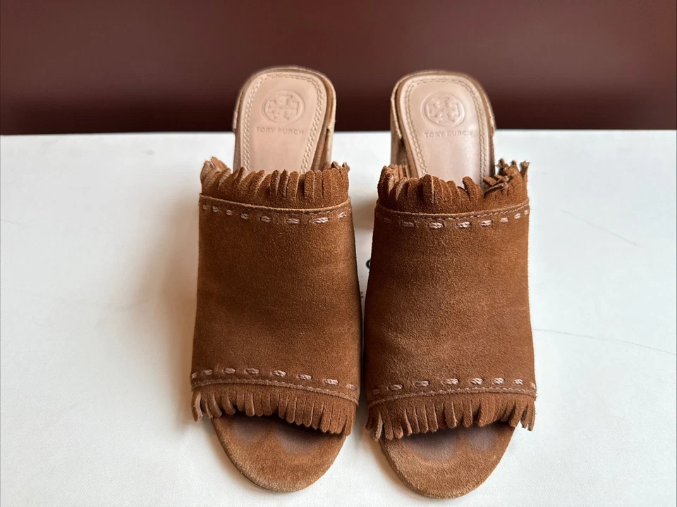 Sandalias Tory Burch de tacón ancho de gamuza para mujer talla 7,5 Foto 3 de 4