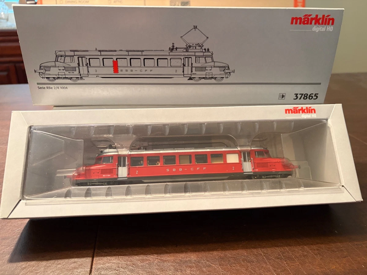 Märklin Red HO Scale Model Railroad Electric Locomotives for sale