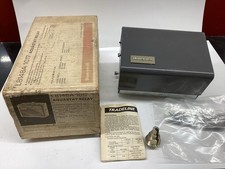 Honeywell L8148A 1017 Aquastat Boiler Relay 120V