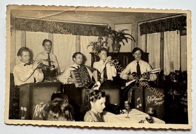 orig. Foto AK Musik Instrument 1954 Berlin Wacker Preßluftschuppen