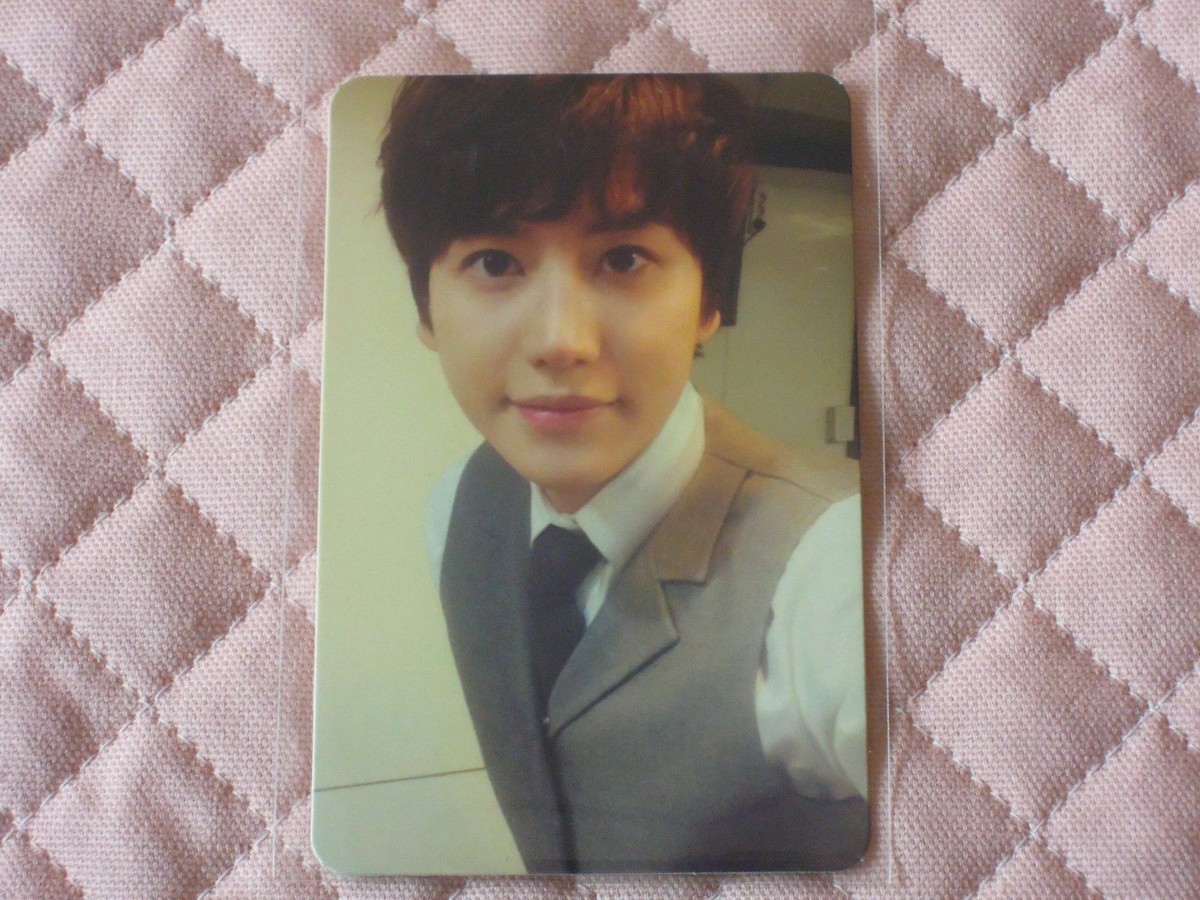 K-POP・アジア KYUHYUN THE FIRST MINI ALBUM Kyuhyun (SUPER JUNIOR) At Gwanghwamun - 1st Mini Album w