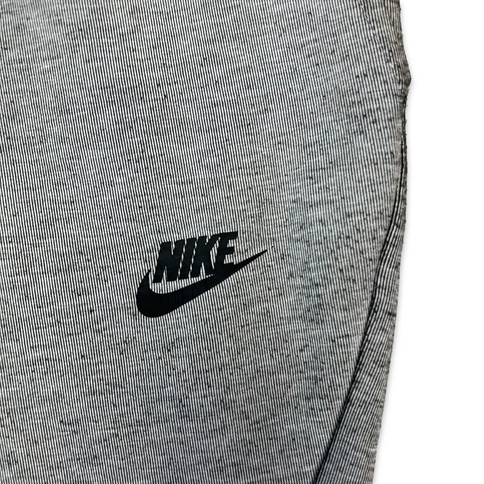 Pantalones deportivos Nike Sportswear para hombre grandes grises Swoosh Tech polar atléticos jogger Foto 2 de 4