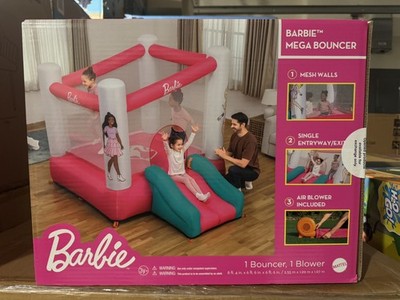 Barbie Bounce House with Extra-Wide Slide, Mesh Walls and Blower, Indoor/Outdoor