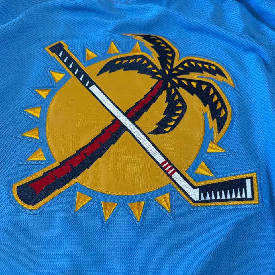 Camiseta deportiva cosida retro inversa Brad Marchand #63 de los Florida Panthers 2023 (52) Foto 4 de 4