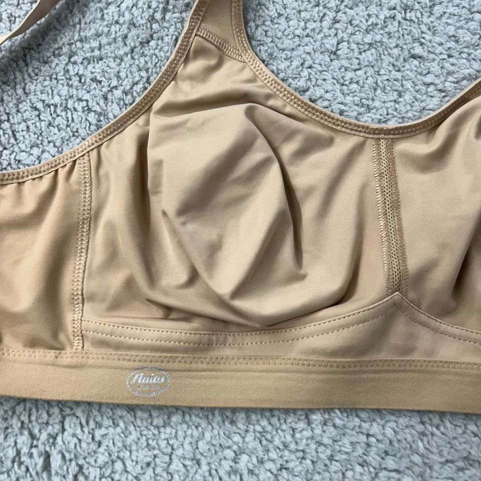 Anita Bra 42A Sports Bra Vivana Active Wireless Mastectomy Sports Bra - Image 2 of 4