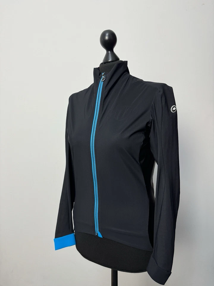 Assos women's Bonka LaalaLai winter cycling black series jacket size M p2p 18,1 - Image 4 of 4
