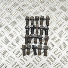 MERCEDES-BENZ GLA H247 Radschrauben-Set 20 St&uuml;ck A0009901707 2020 33150957