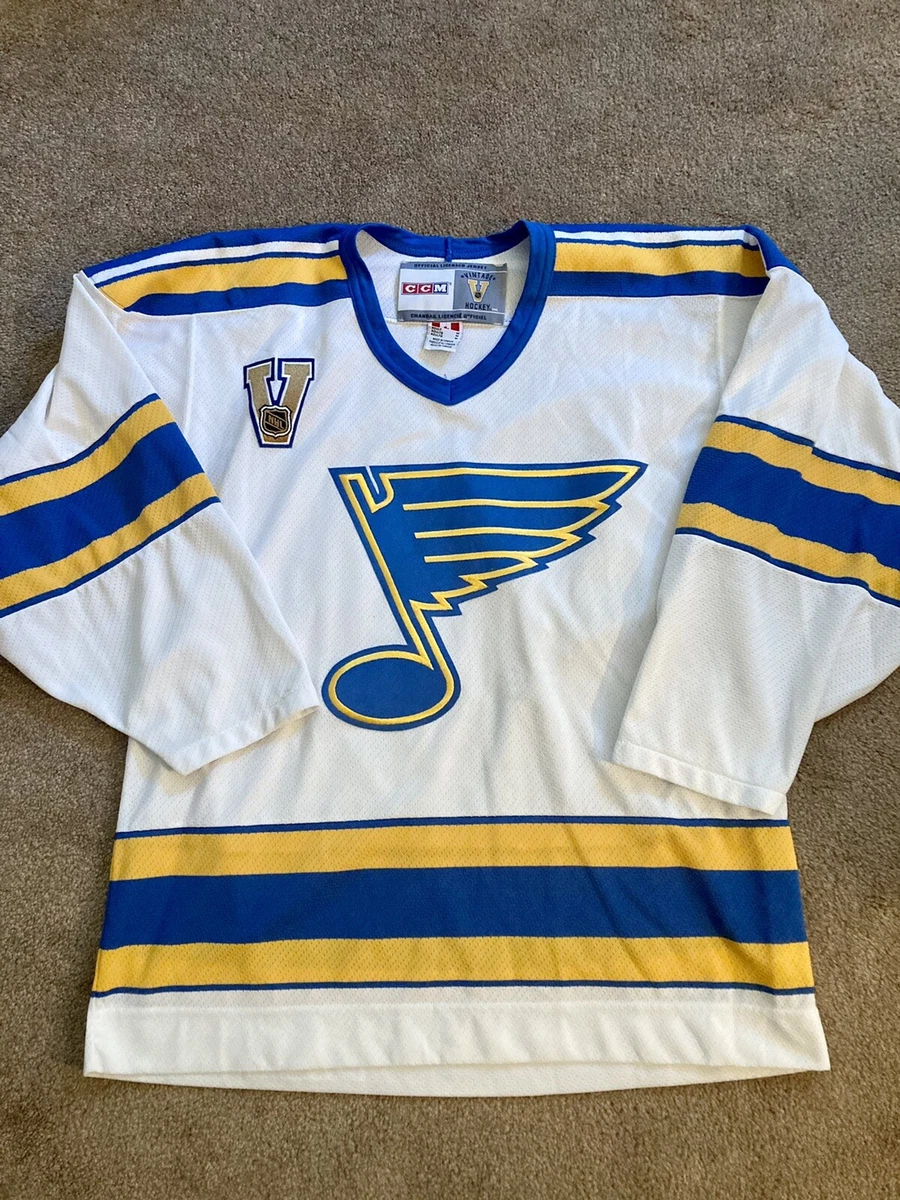 Vintage ST LOUIS BLUES NHL CCM Jersey M (Signed) – XL3 VINTAGE