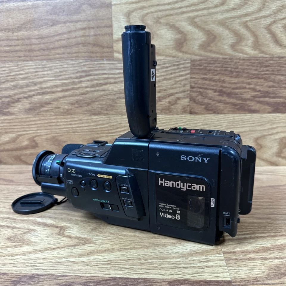 Sony Handycam CCD-F35 Video 8 Camcorder Untested - Image 2 of 4
