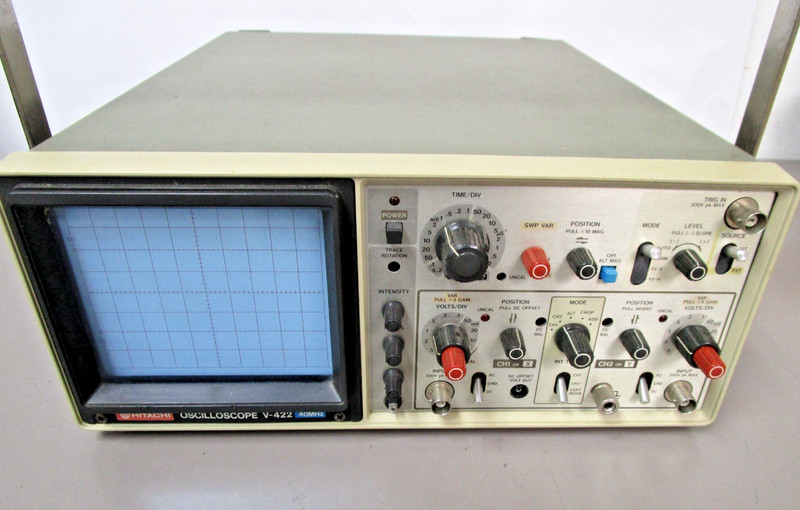 Hitachi V-422  Oscilloscope 40 MHz 2 Channel