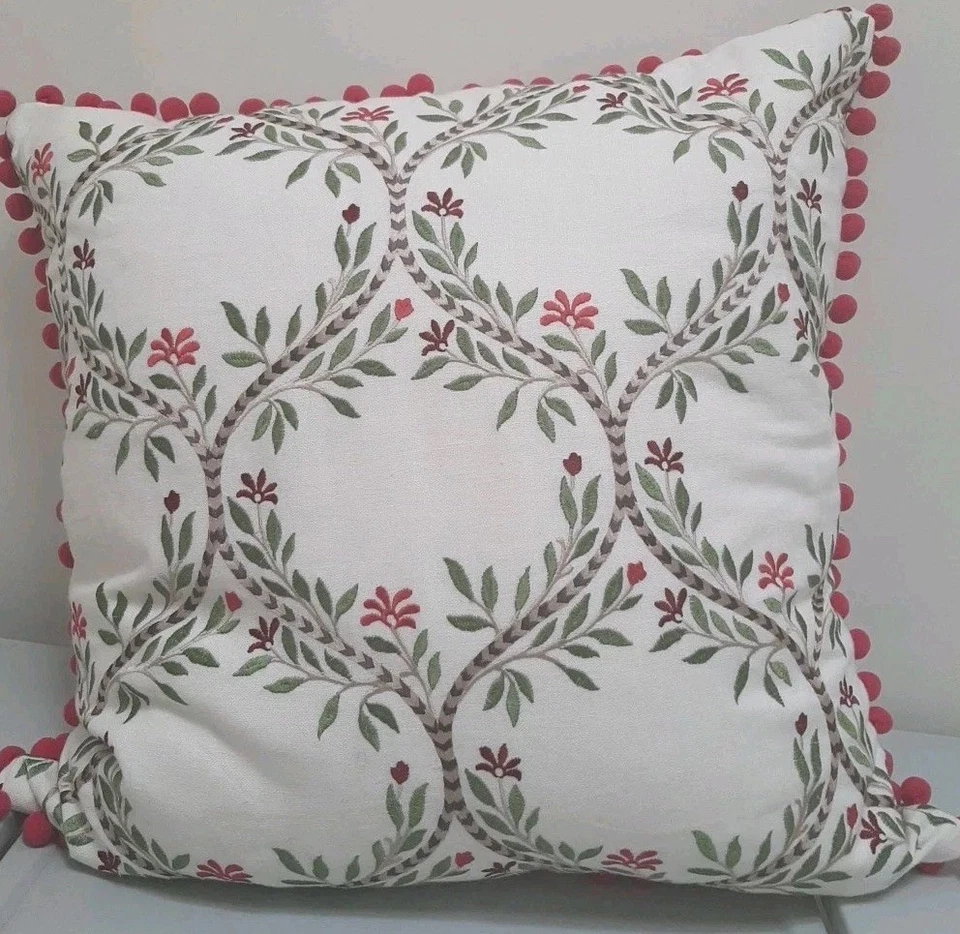 Cojín John Lewis Grande 22 X 22" Rosa Floral Pluma Inserto Pom Borde Borde Foto 3 de 4