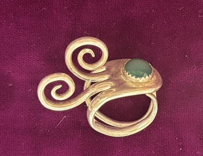 Vintage Handmade Silver Fork Ring Swirl Green Sto… - image 7