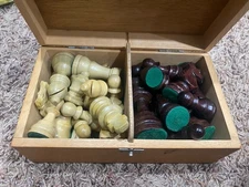Wooden Chess Set Felt Pieces + box Vintage