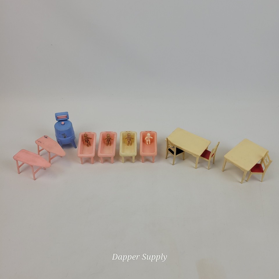 Vintage 1950’s Renwal Baby Nursery Irene Alice Mary Dolls Beds Tables