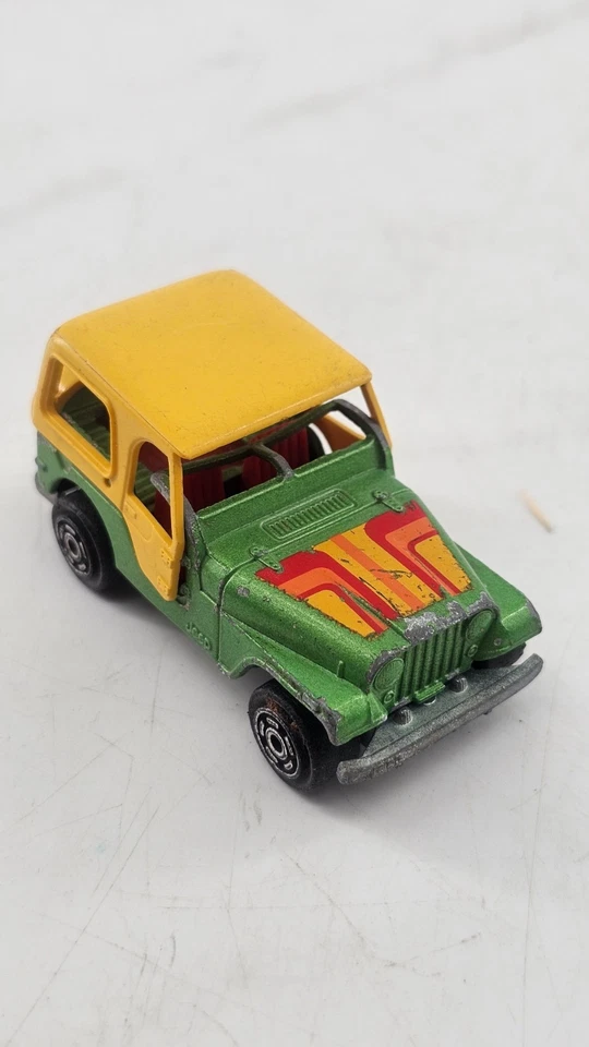 Majorette Green/Yellow Diecast  Vintage Jeep #268 1/54 Scale Made in France - Image 2 of 4