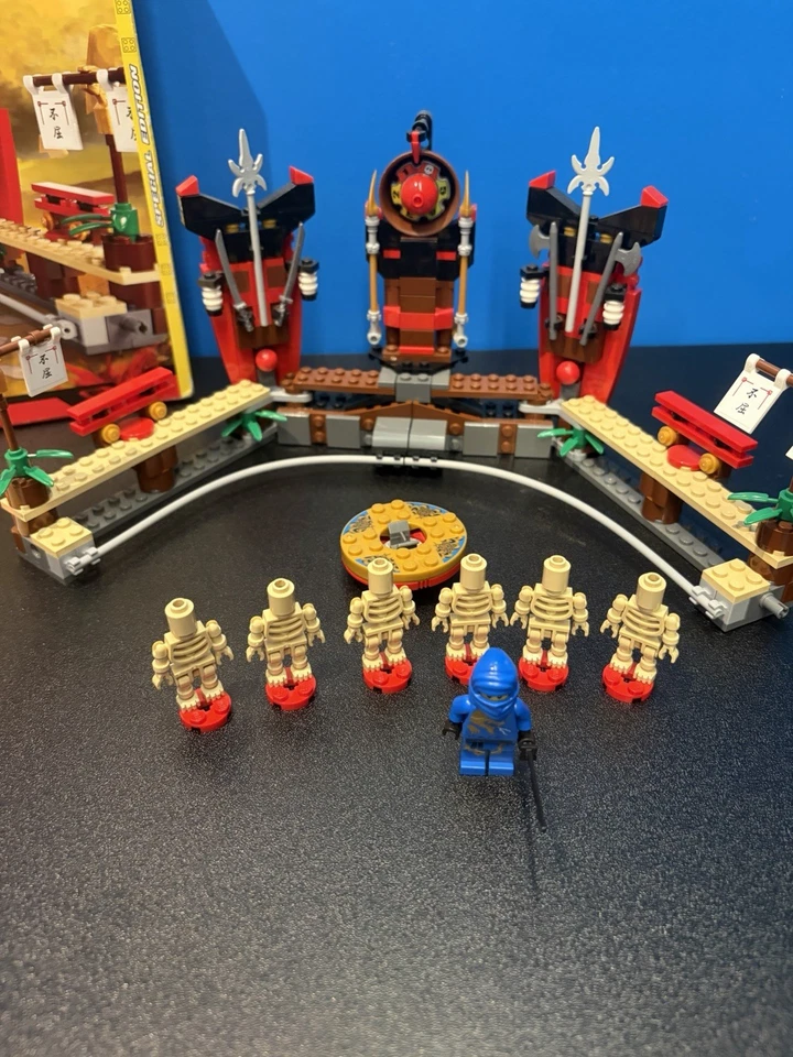 LEGO Ninjago 2519 Skeleton Bowling, photo 2 sur 5