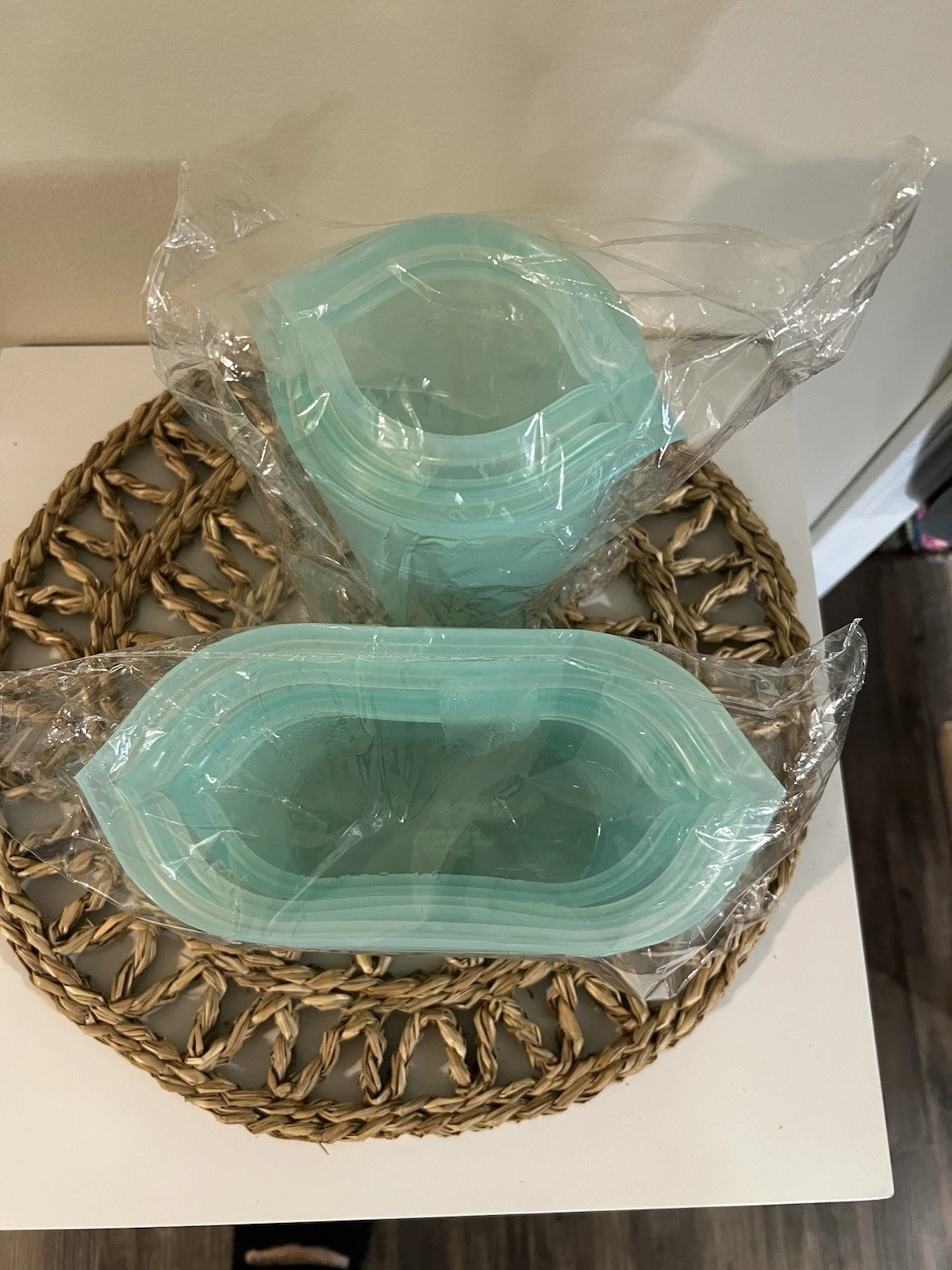 Zip Top Brand Silicone Aqua Food Storage Bags Pack of 6 New
Opens in a new window or tab