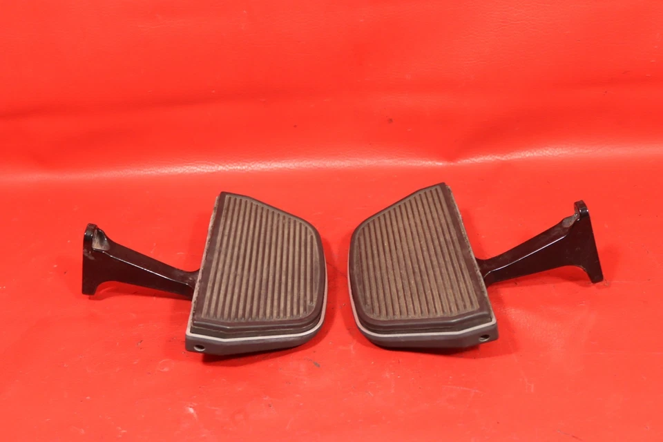 Harley-Davidson Electra Glide Ultra Limited 2013 FLHTK estriberas traseras reposapiés Foto 2 de 4