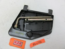 92 93 94 96 97 98 1995 95 SAAB 9000 LUG WRENCH ACCESS PANEL TRIM TRUNK TOOLS