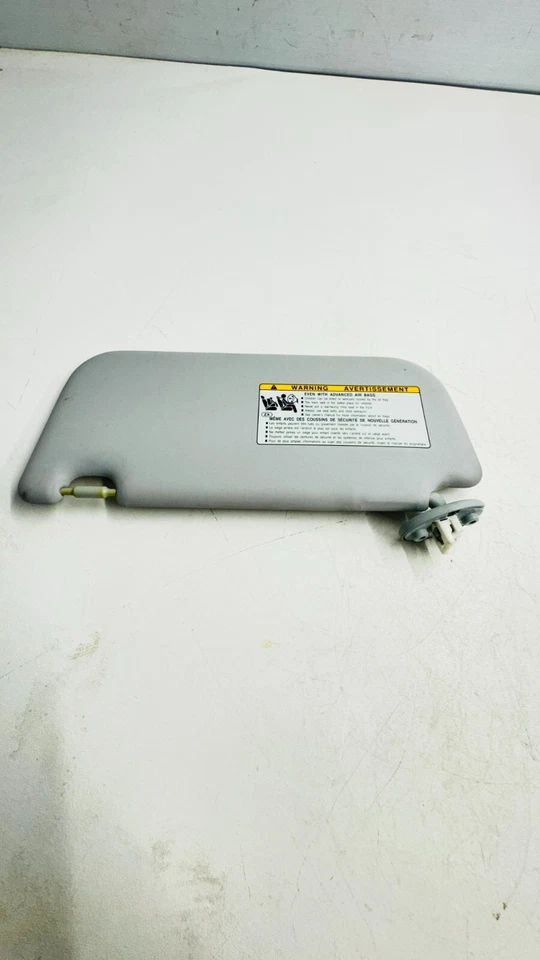 Toyota Prius Prime 2017 parasol delantero derecho OEM Foto 3 de 4