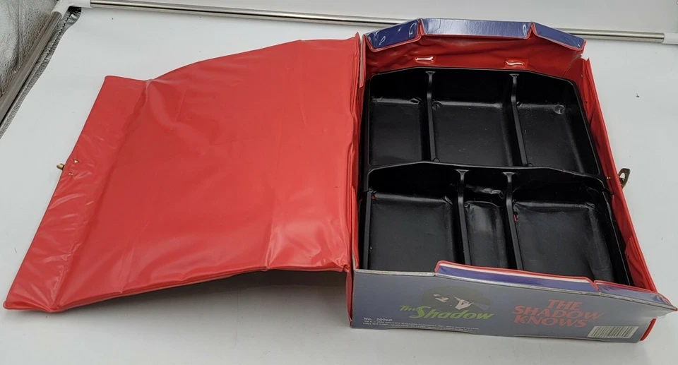 Figura de acción The Shadow estuche de coleccionista 1994 Tara Toy Corp tiene 12 figuras Foto 2 de 4