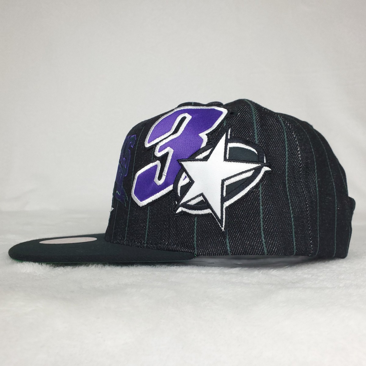 Billie Eilish Milwaukee Bucks Mitchell & Ness NBA Snapback Hat Cap