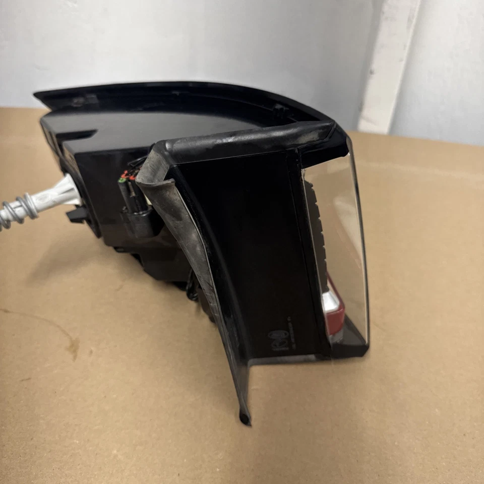 15-19 LAND ROVER DISCOVERY SPORT LUZ TRASERA DERECHA PASO DERECHO EXTERIOR LÁMPARA OEM Foto 2 de 4