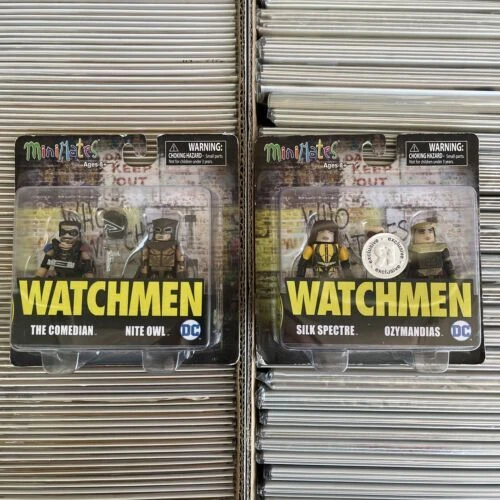 Figuras de acción de Búho Diamond Select y accesorios