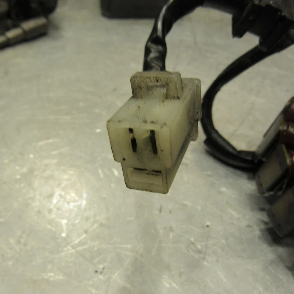 Kawasaki VN1500 VN 1500 D 1997 Vulcan Nomad OEM estator 21003-1301 Foto 3 de 4