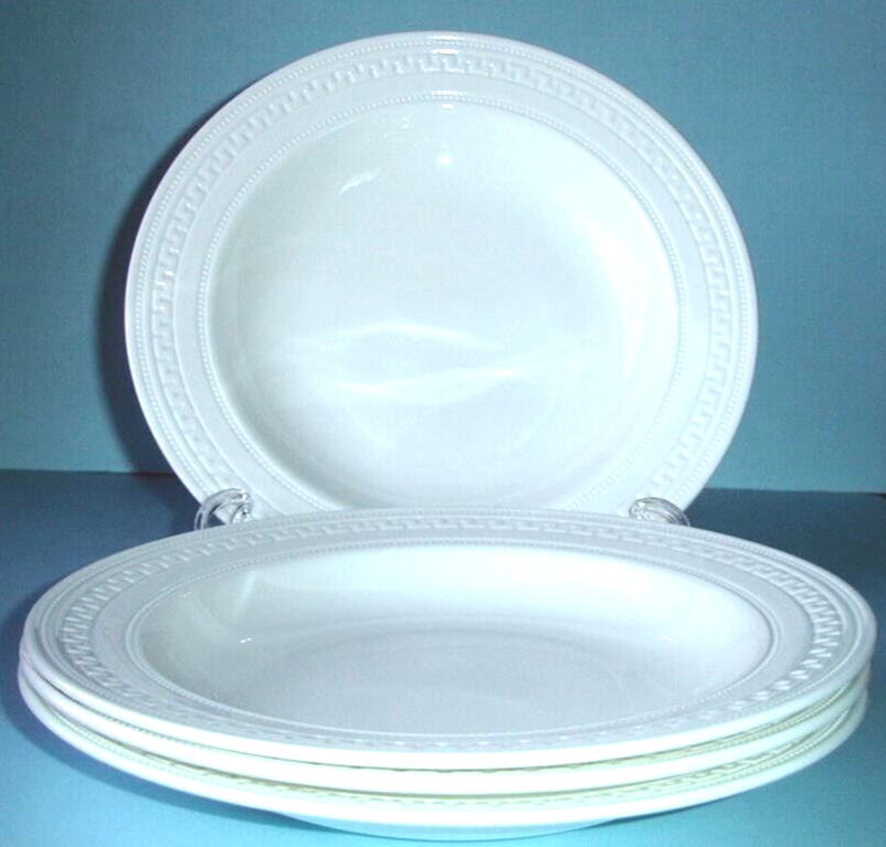 Wedgwood Intaglio White Piece Rim Soup Pasta Bowl 9