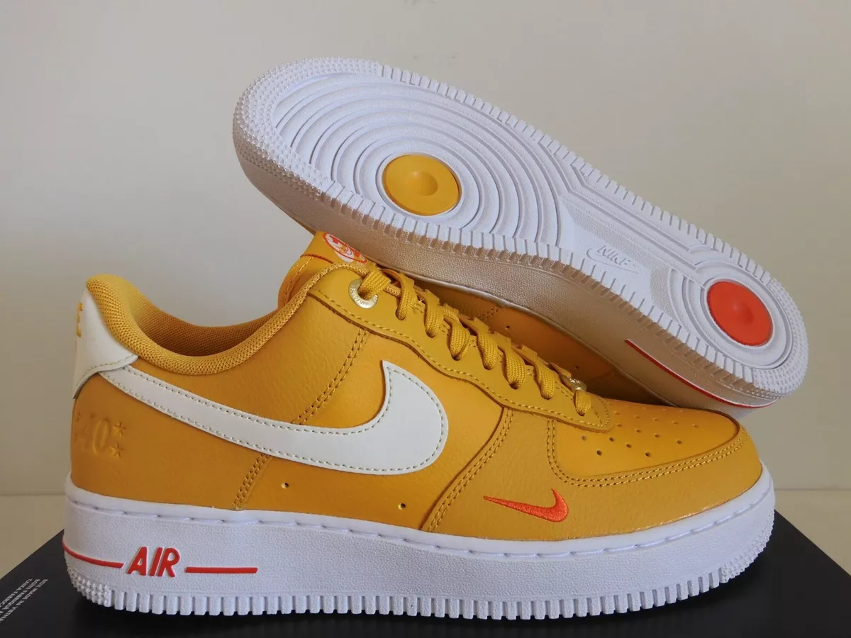 Nike Women's Air Force 1 '07 SE Shoes in Yellow, Size: 8 | DQ7582-700