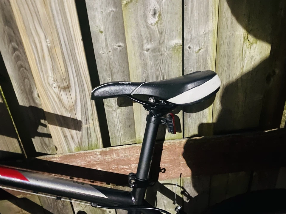 trek mountain bike - Image 3 of 4