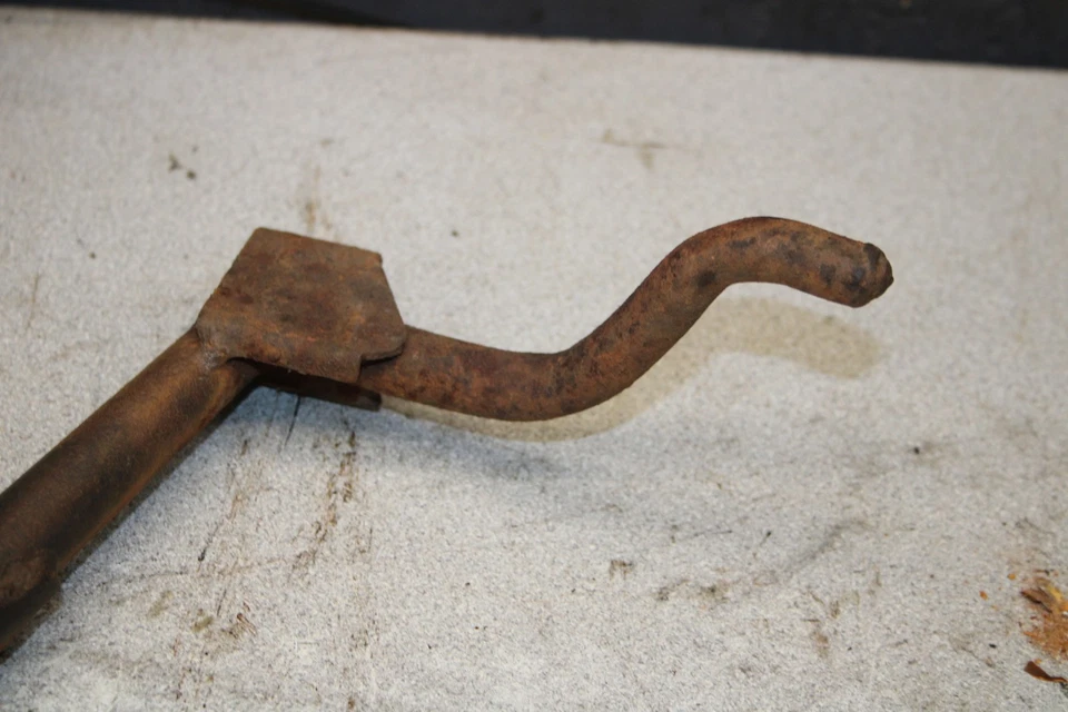 Honda CB200T 1975 soporte principal central O15-7302. ABF Foto 2 de 4