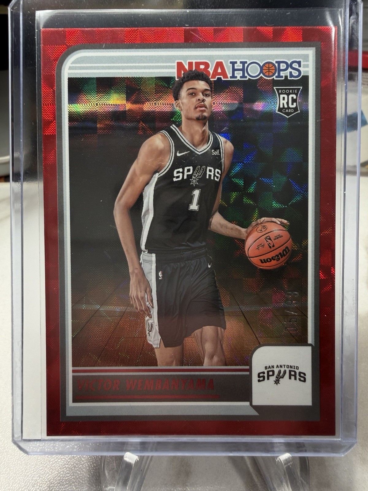 2023-24 Panini NBA Hoops - Rookies Victor Wembanyama #277 Hyper Red /99 (RC)