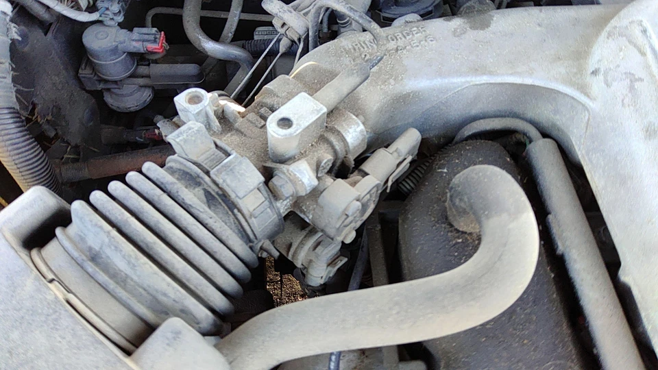 Оригинальный клапан корпуса дроссельной заслонки 93 94 Dodge Intrepid с датчиками 3,3 л 4886401 - Изображение 2 из 4