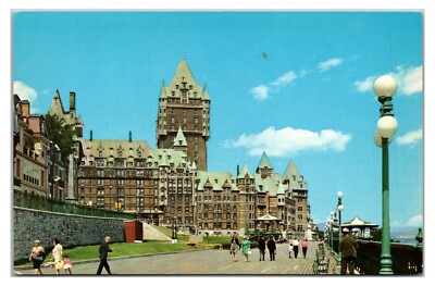 Vintage 1950s - Dufferin Terrace - Quebec, Canada Postcard (UnPosted)