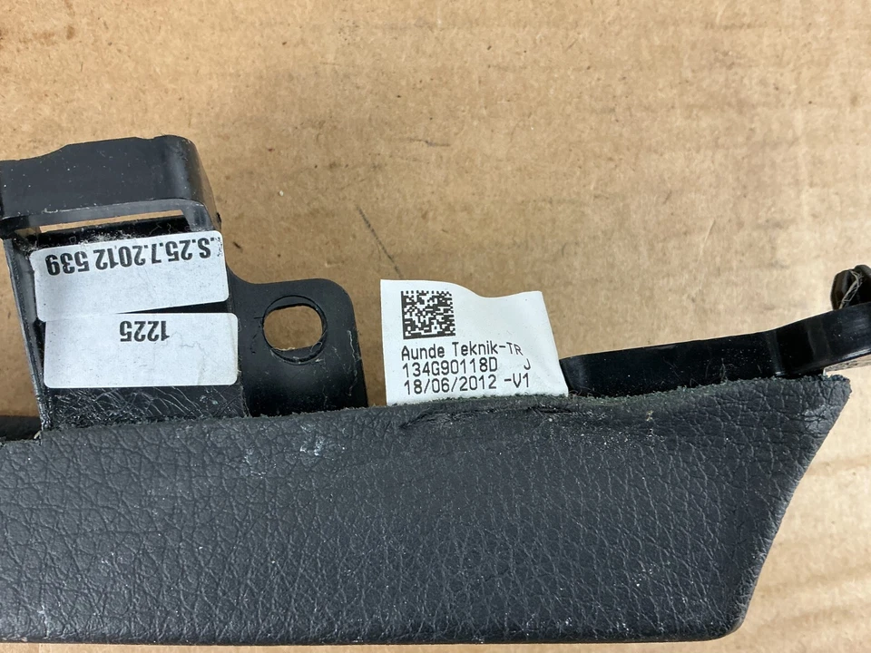 2010 - 2016 BMW 535i xDrive F10 Center Console Trim Cover 9216855, 3840891 OEM - Image 3 of 4