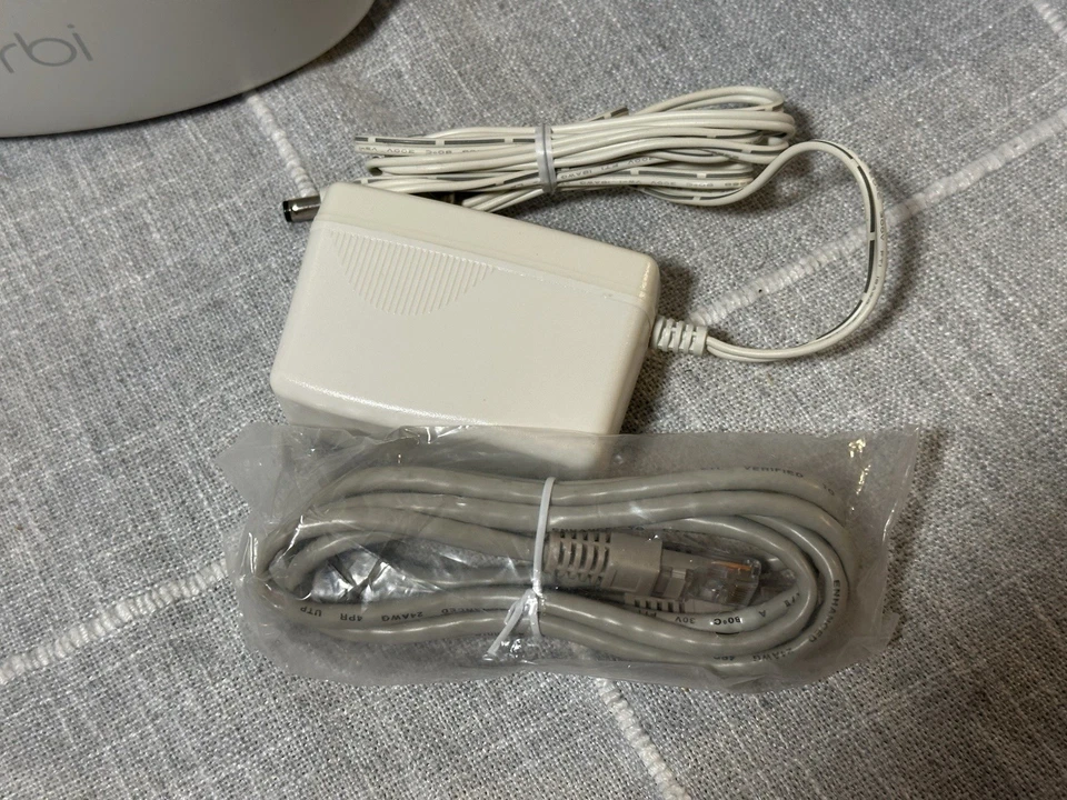 NETGEAR Orbi Router RBR50v2 AC3000 Tri-Band Wi-Fi Mesh System - Image 3 of 4