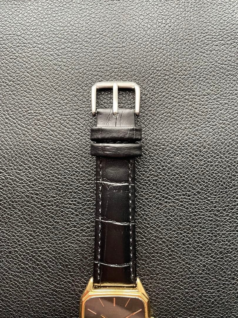 Used CITIZEN Quartz Tank Rectangular Square Vintage image 2