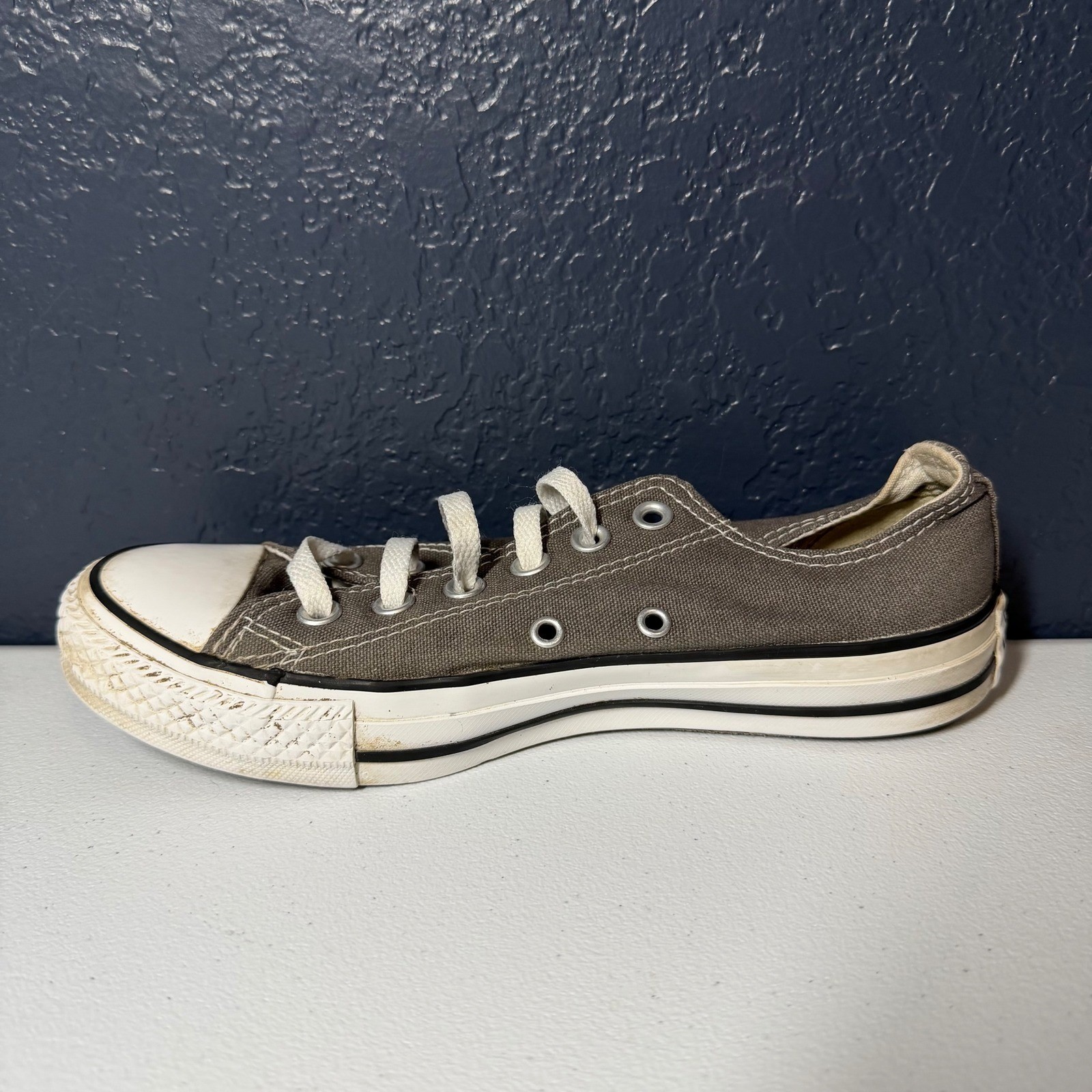 Converse Chuck Taylor All Star Low Top Charcoal Gray Mens Size 5 Womens 7 thumbnail 7