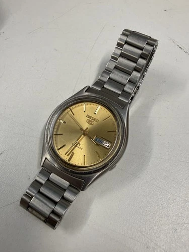 GENTS VINTAGE SEIKO 5 DX AUTOMATIC WRISTWATCH - WORKING ORDER - 7009-3020