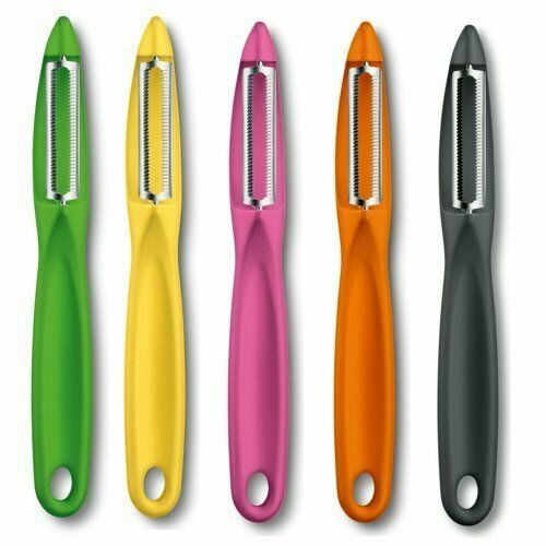 Lot De 16 Petits Couteaux De Cuisine - Marques Victorinox, Boch Et Autres - Manches Plastique/bois - Occasion